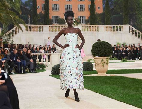 chanel ss19 haute couture|Chanel haute couture show.